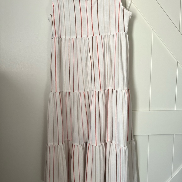 Tiered Dress - Picture 4 of 5